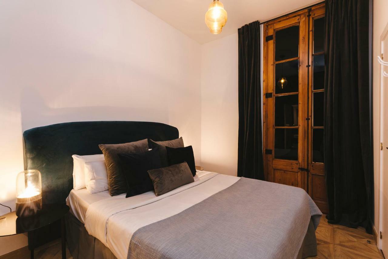 L'Escudellers By The Streets Apartment Barcelona Ngoại thất bức ảnh